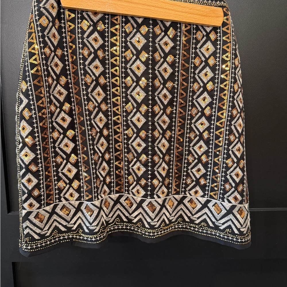 Vici Black and Gold Geometric Mini Skirt